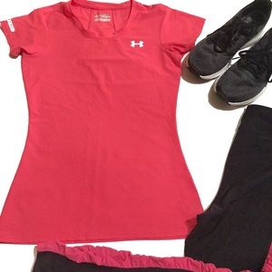Under Armour Short Sleeve Top